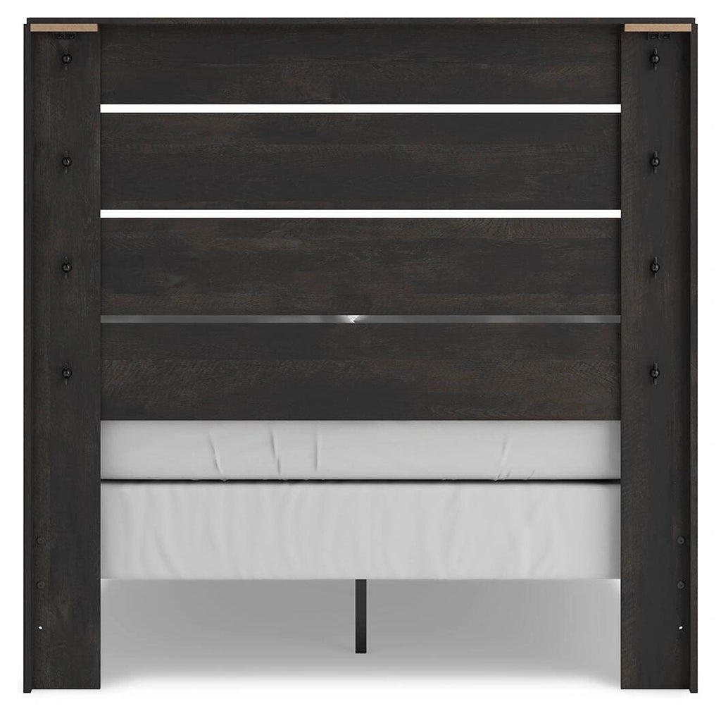 Hollivern Bedroom Set