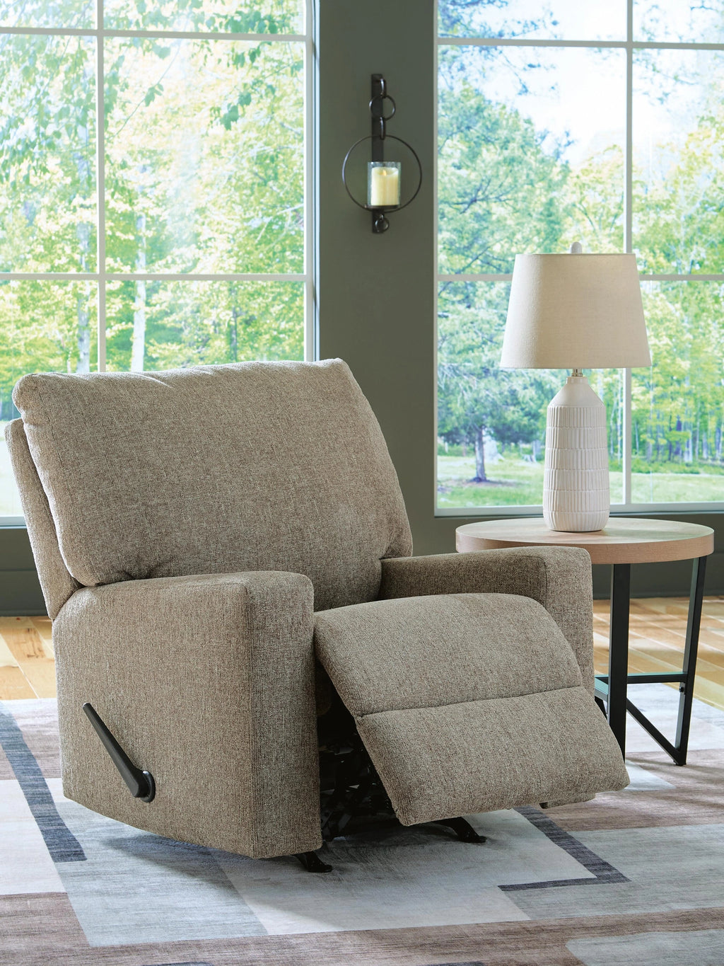 Newellen Recliner