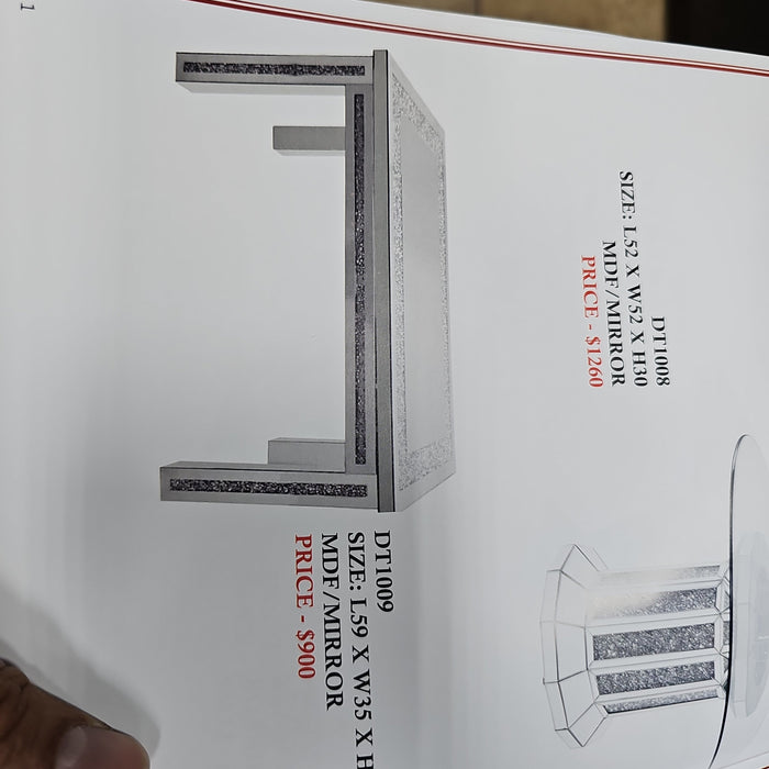 DINING TABLE VIP B&S