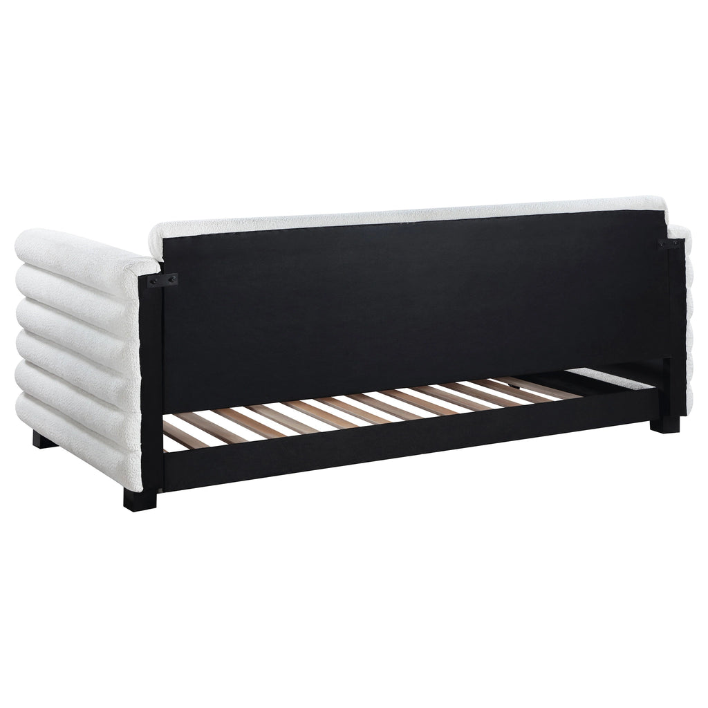 Patricia Daybed with Trundle