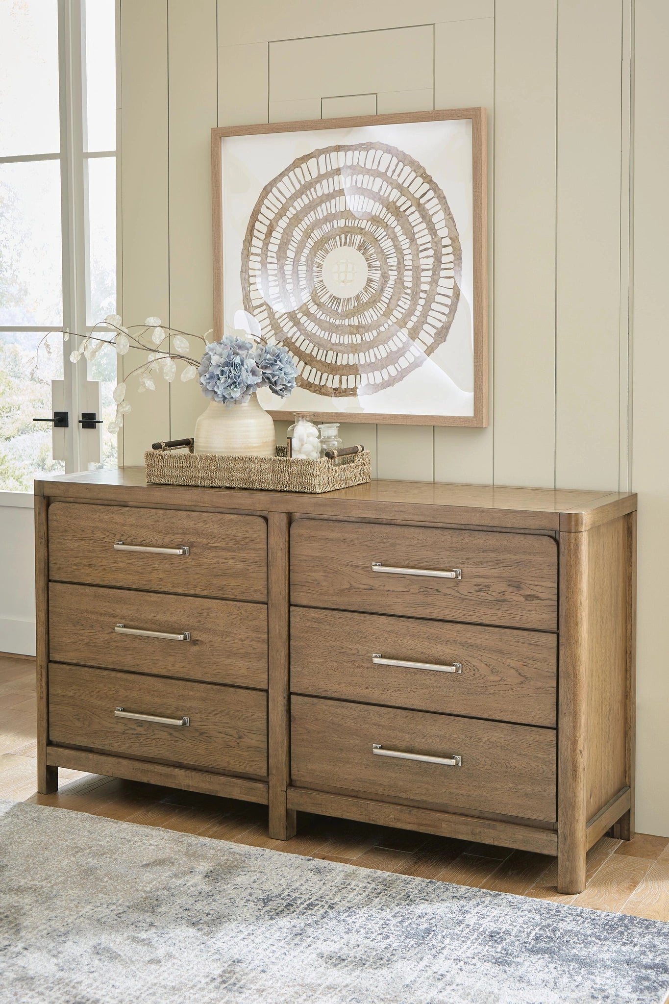 Cabalynn Dresser