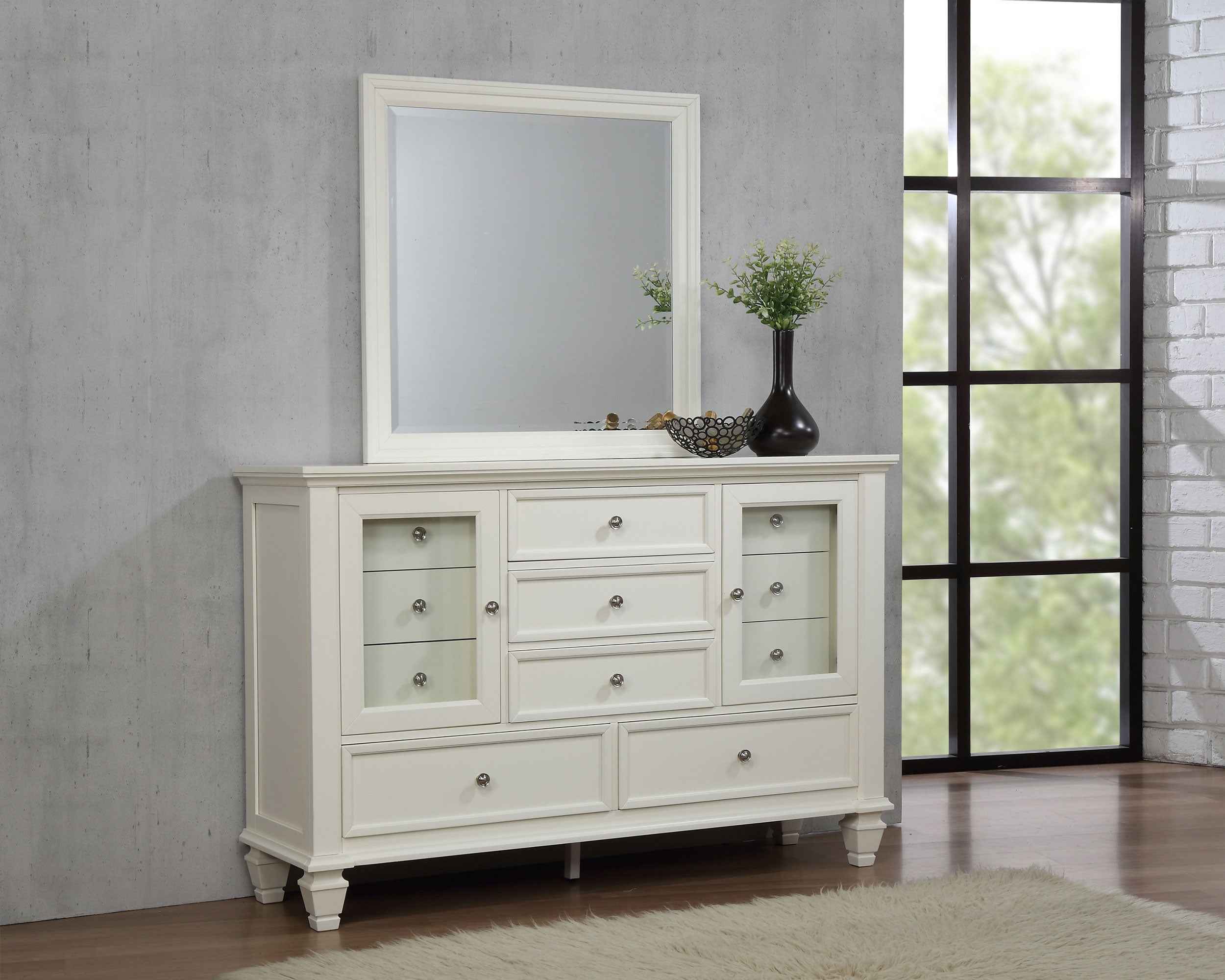 Sandy Beach Dresser with Mirror