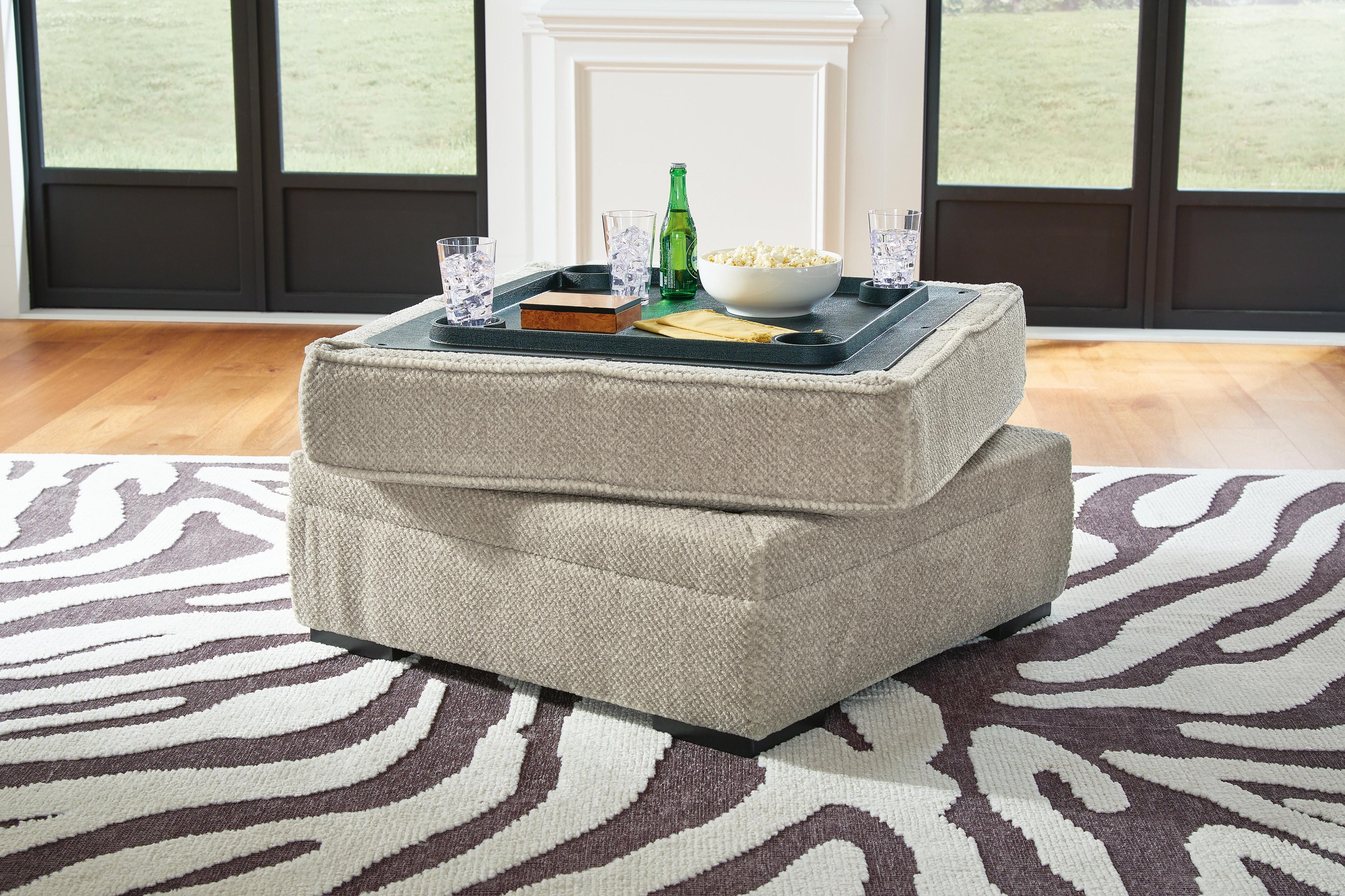 Calnita Living Room Set