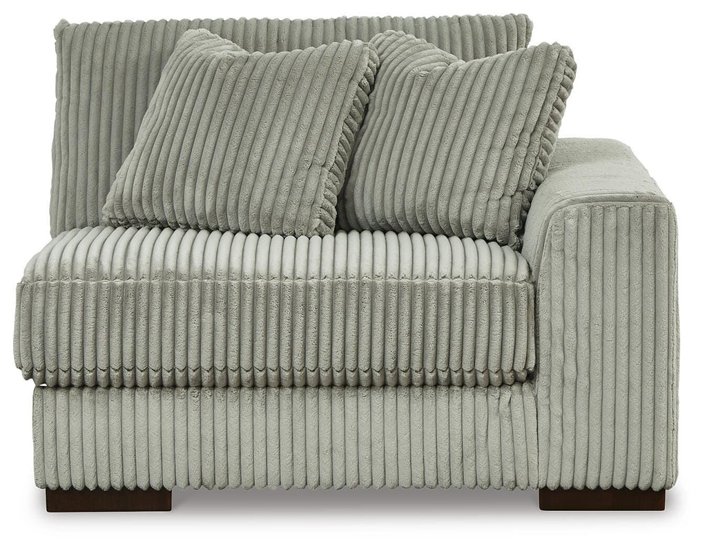 Lindyn Sectional with Chaise