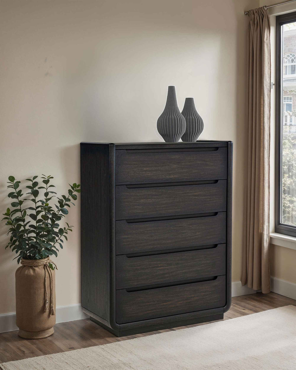 Leandro Chest of Drawers
