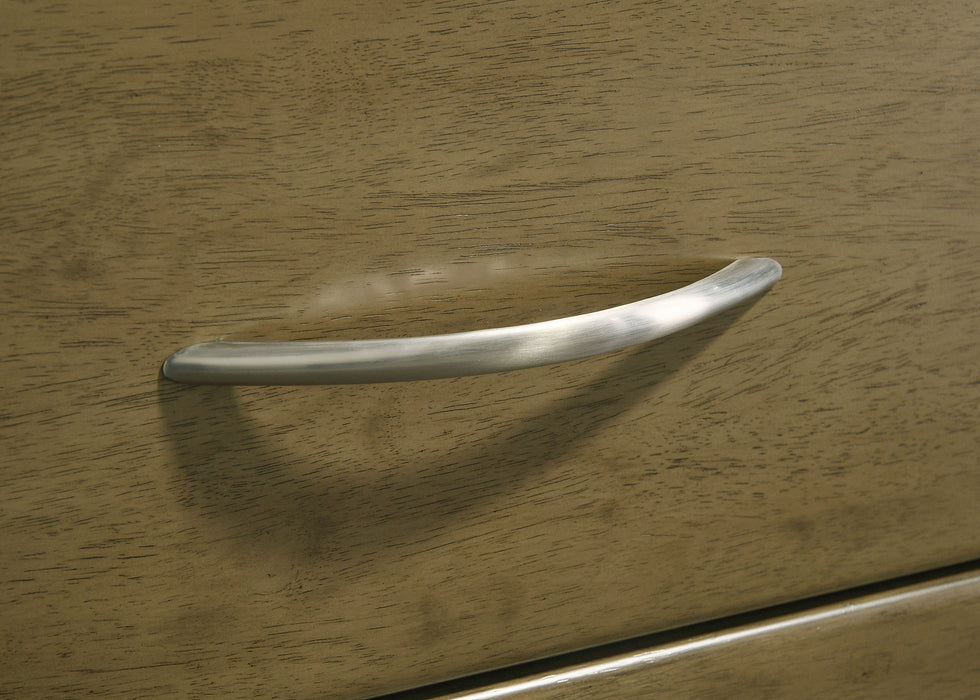 Amsbury 4 Pc Bedroom Set - VIP FURNITURE (NJ)