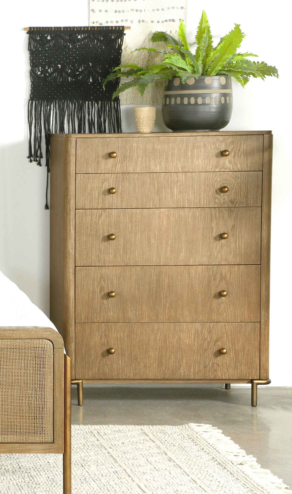 Arini Chest of Drawers