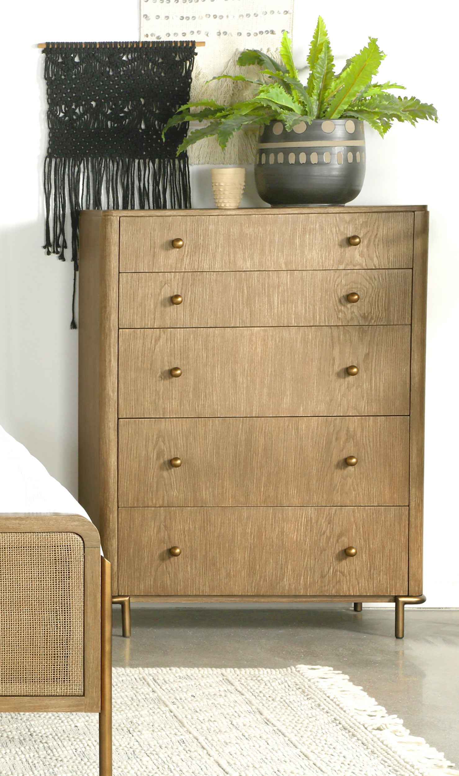 Arini Chest of Drawers