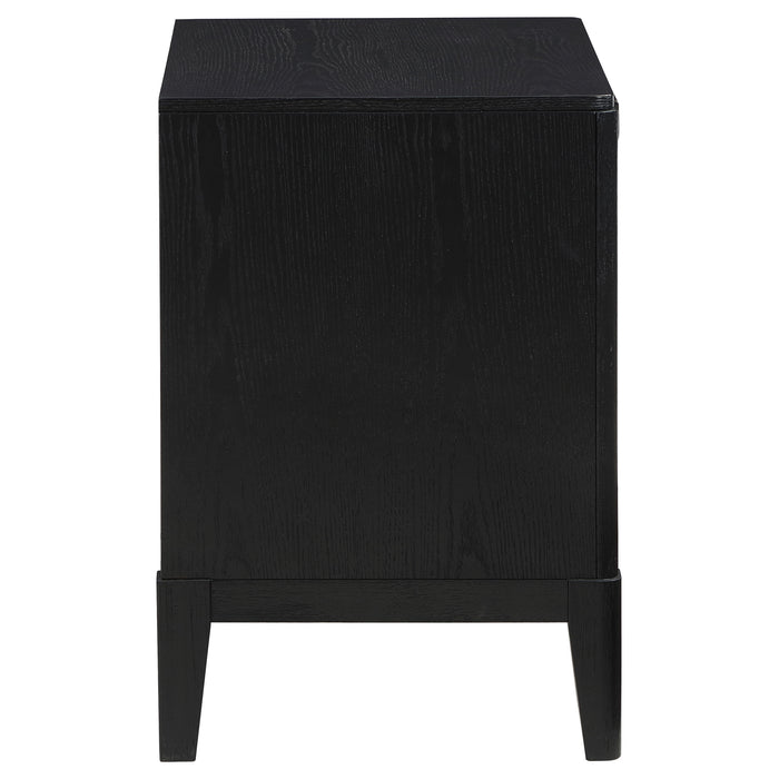 Brookmead Nightstand - VIP FURNITURE (NJ)
