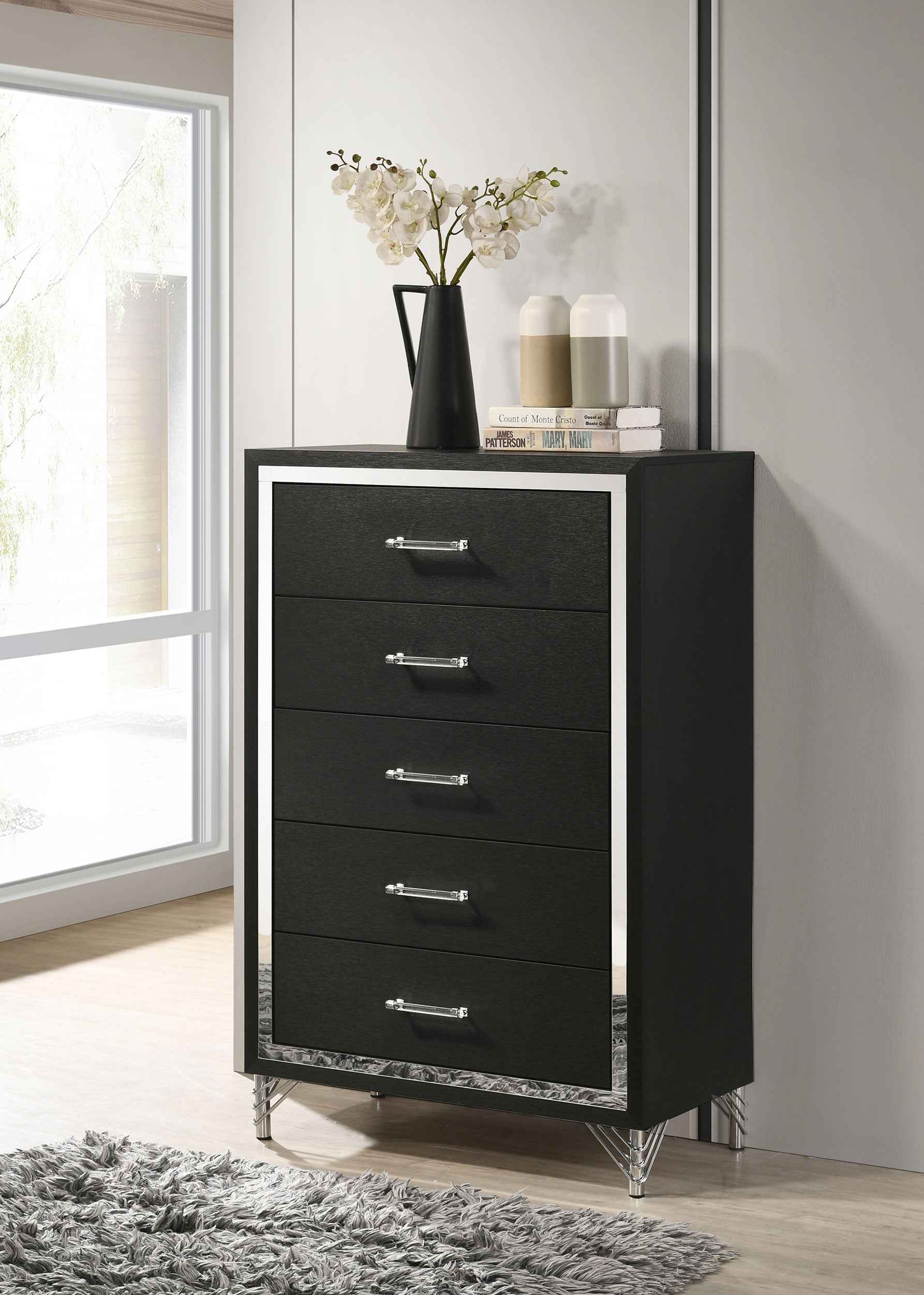 Lucia Chest of Drawers