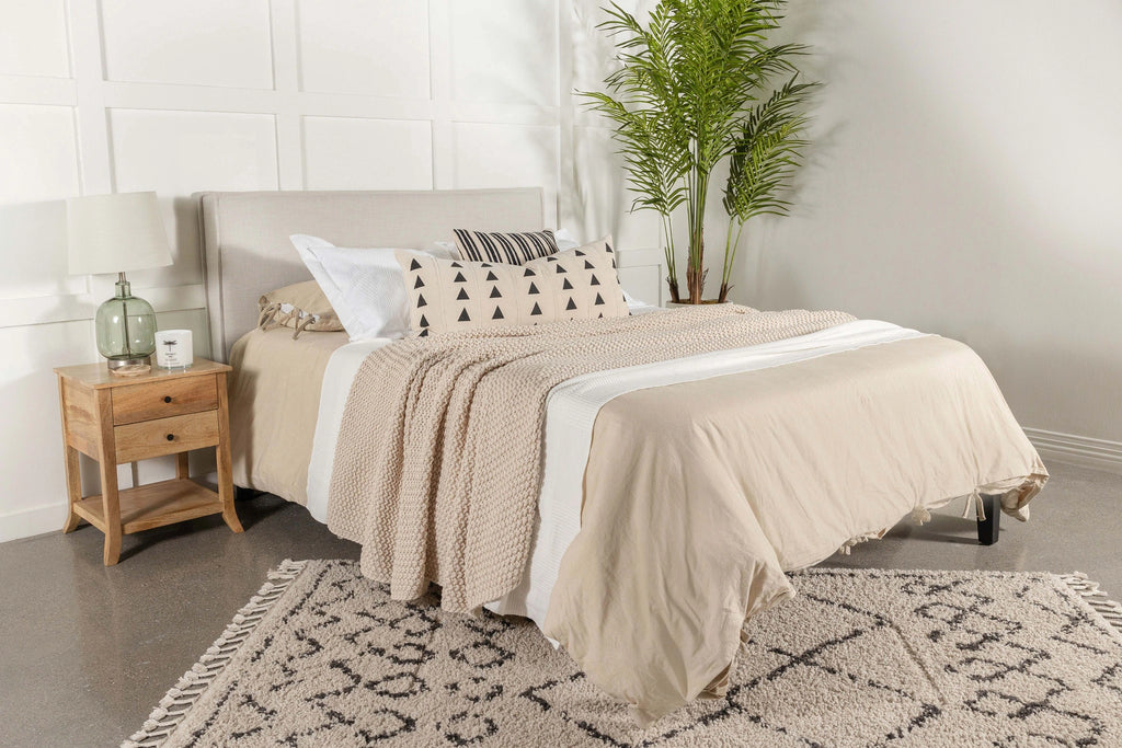 Izzy Headboard