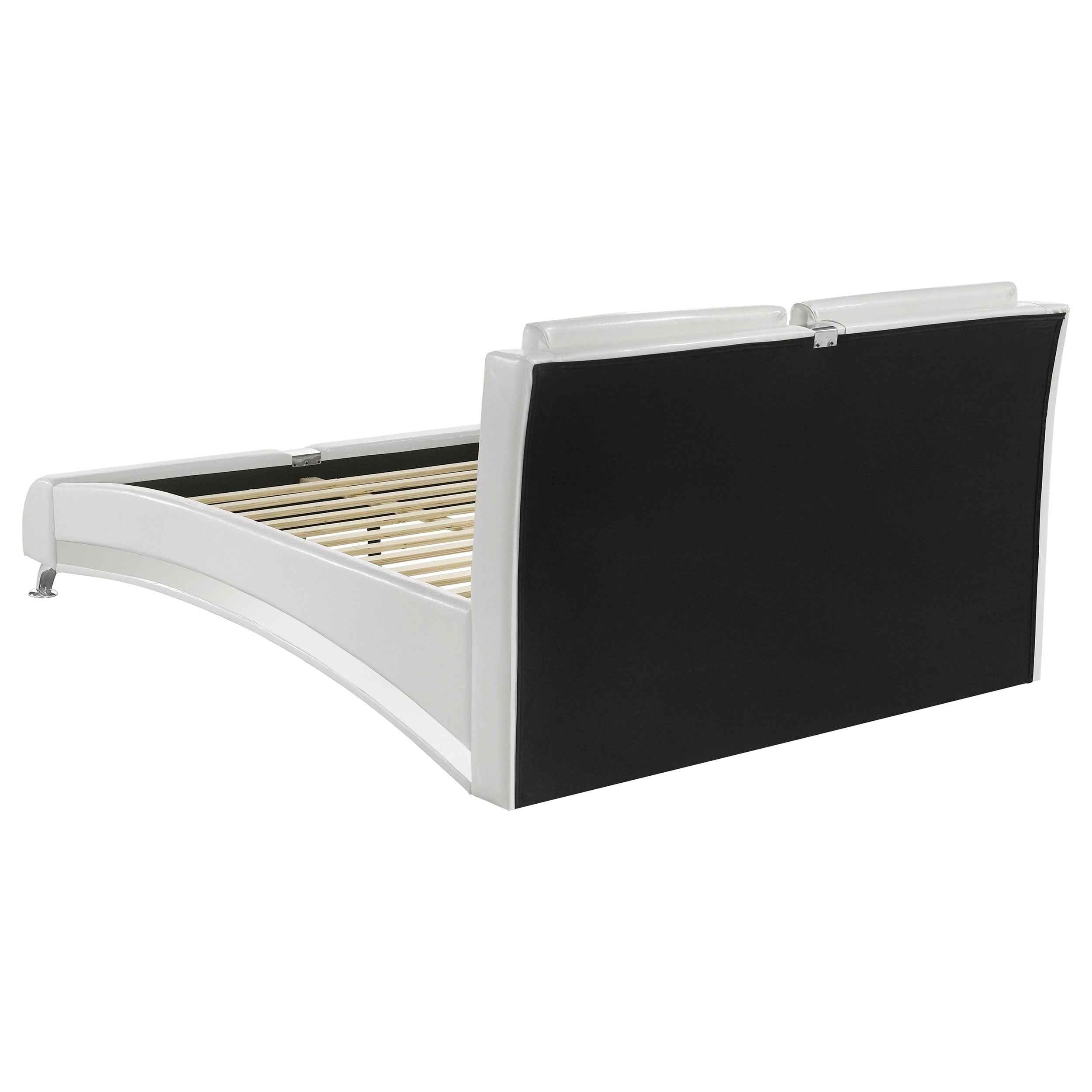 Jeremaine Bedroom Set