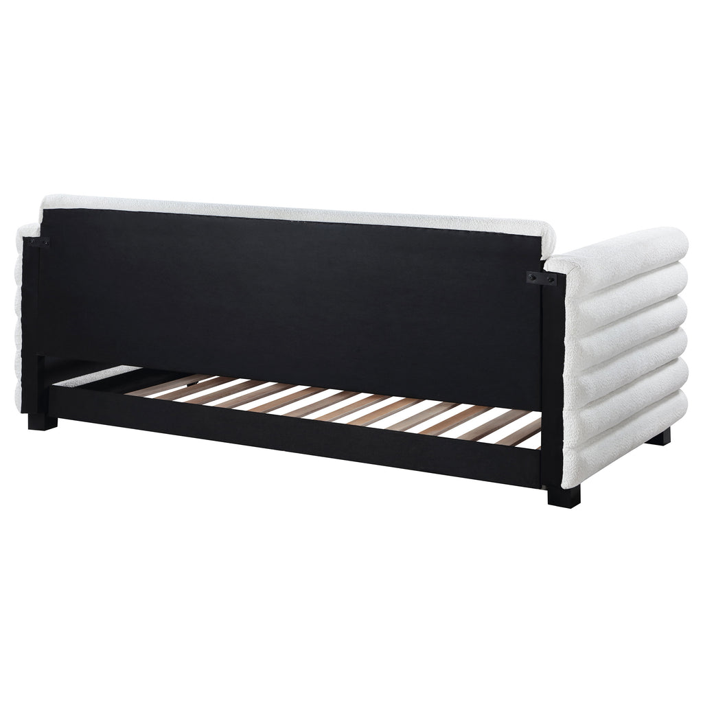 Patricia Daybed with Trundle