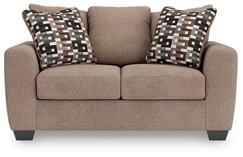 Triston-Peaks Loveseat