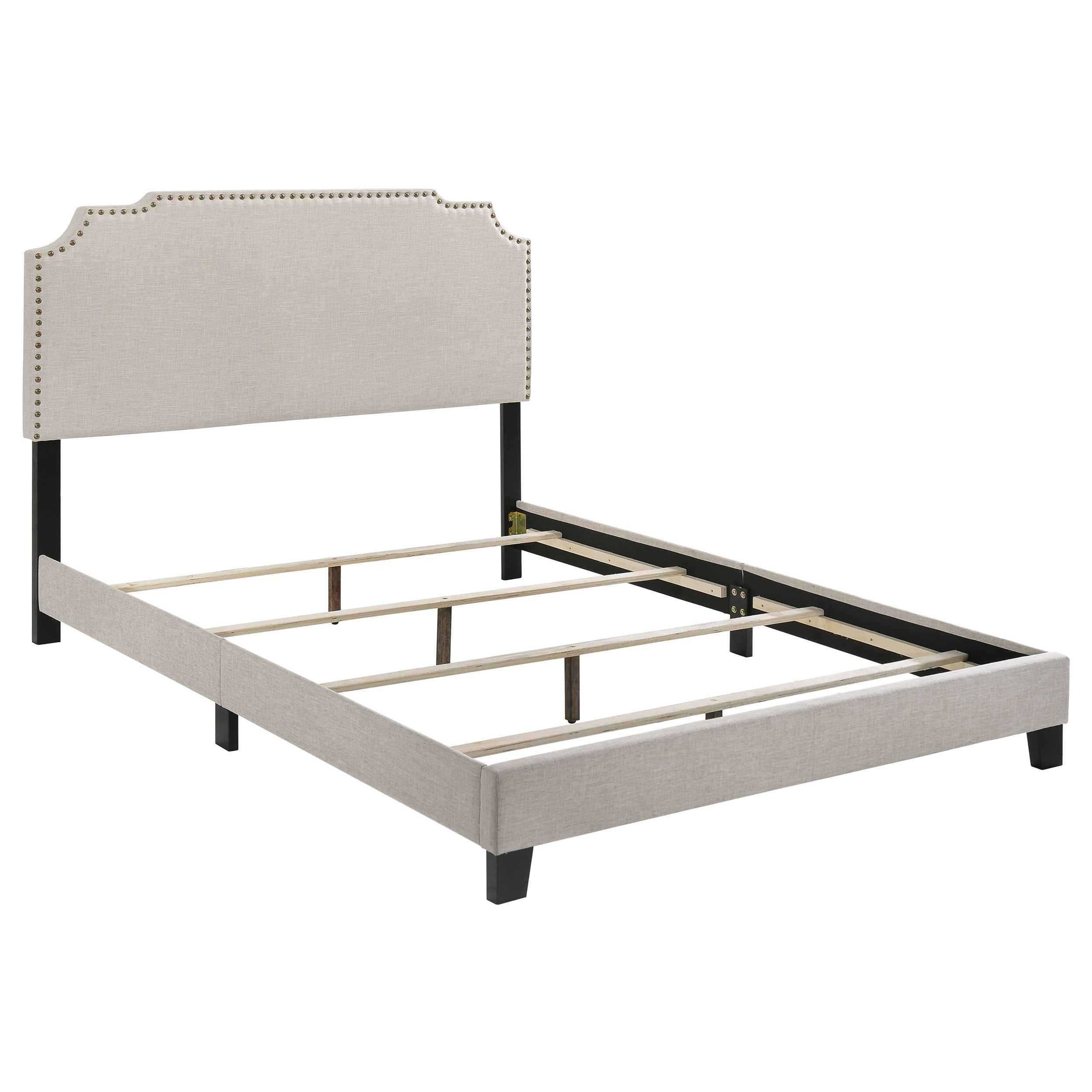 Tamarac Panel Bed