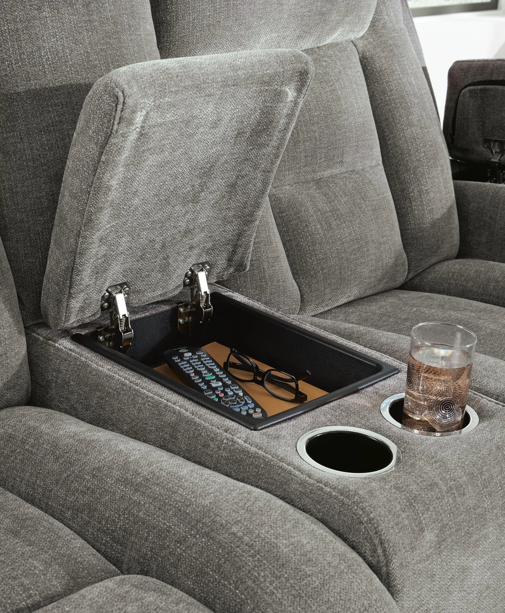 Mixed Motion Loveseat