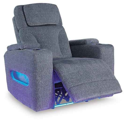 Studio Cave Power Recliner