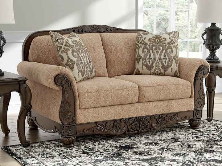 Chelsworth Loveseat