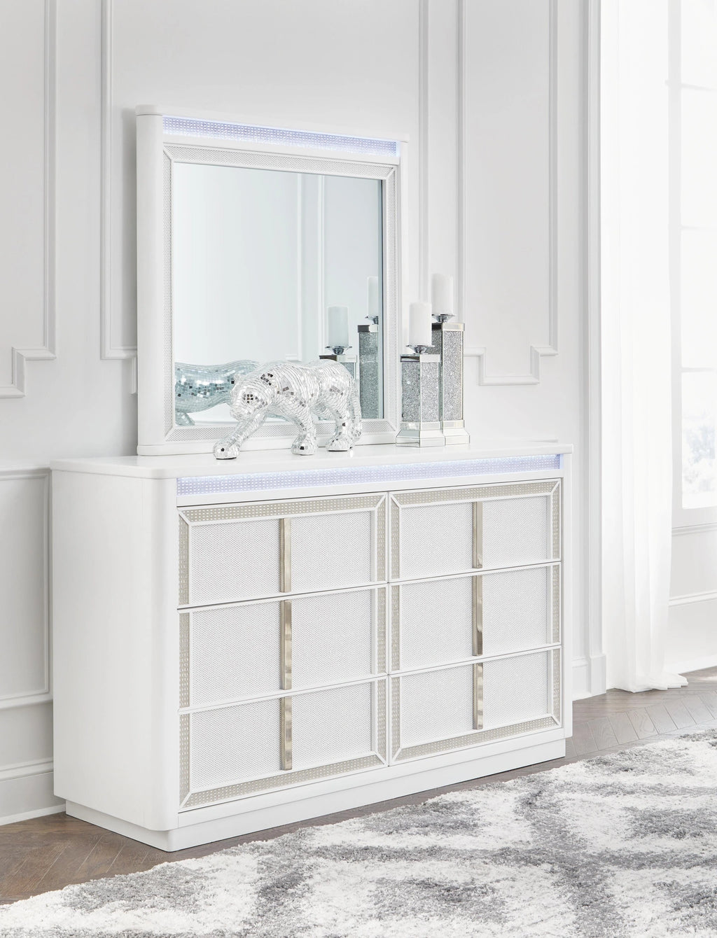 Chalanna Bedroom Set