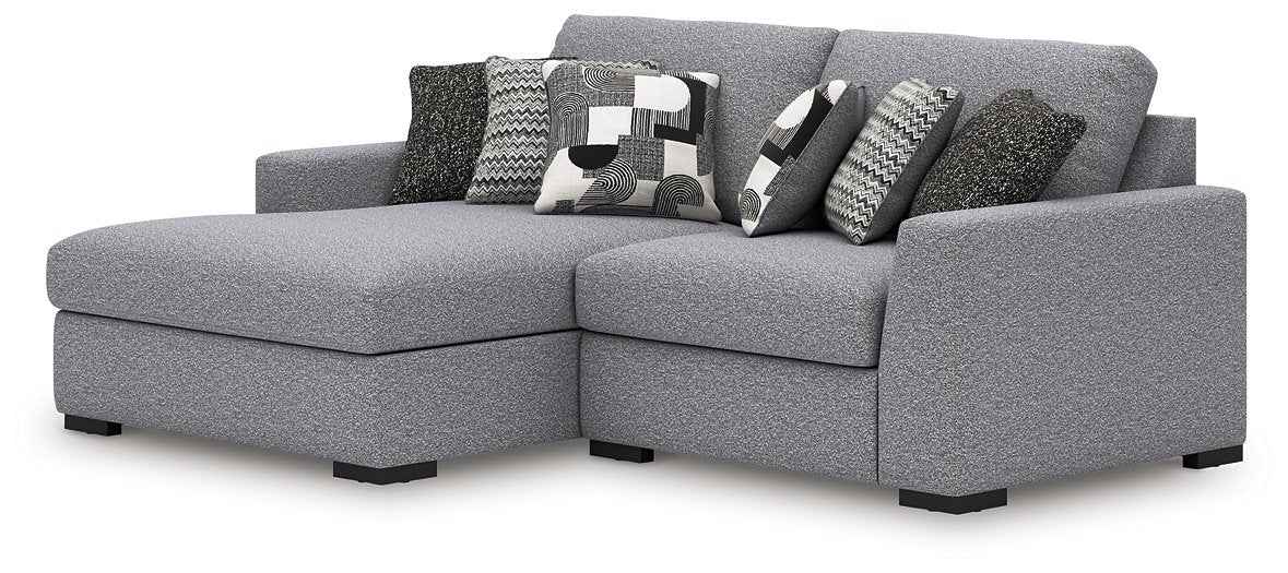 Bealton Sectional with Chaise