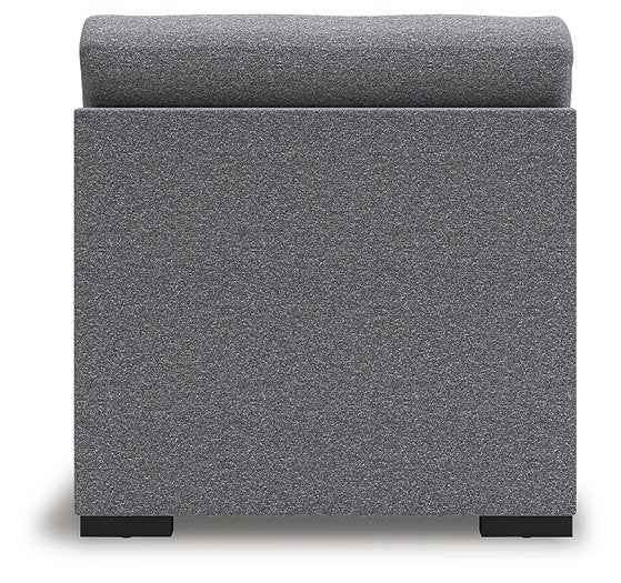 Bealton Sectional with Chaise