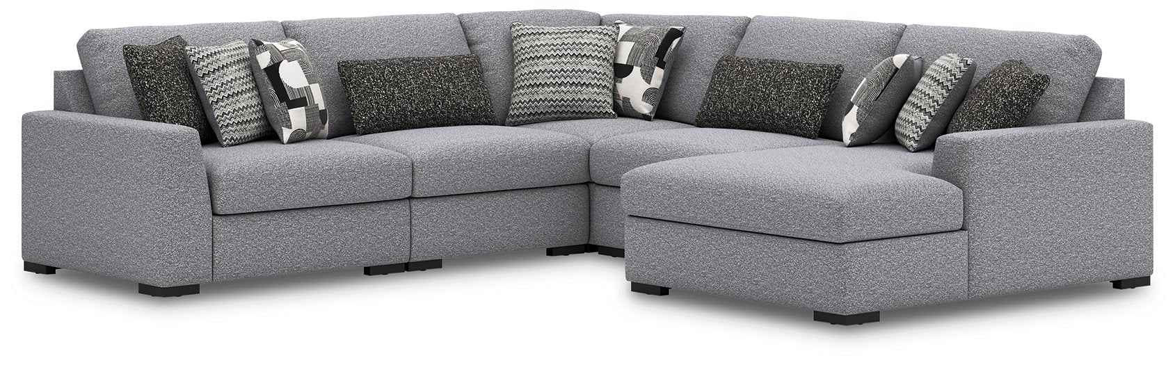Bealton Sectional with Chaise