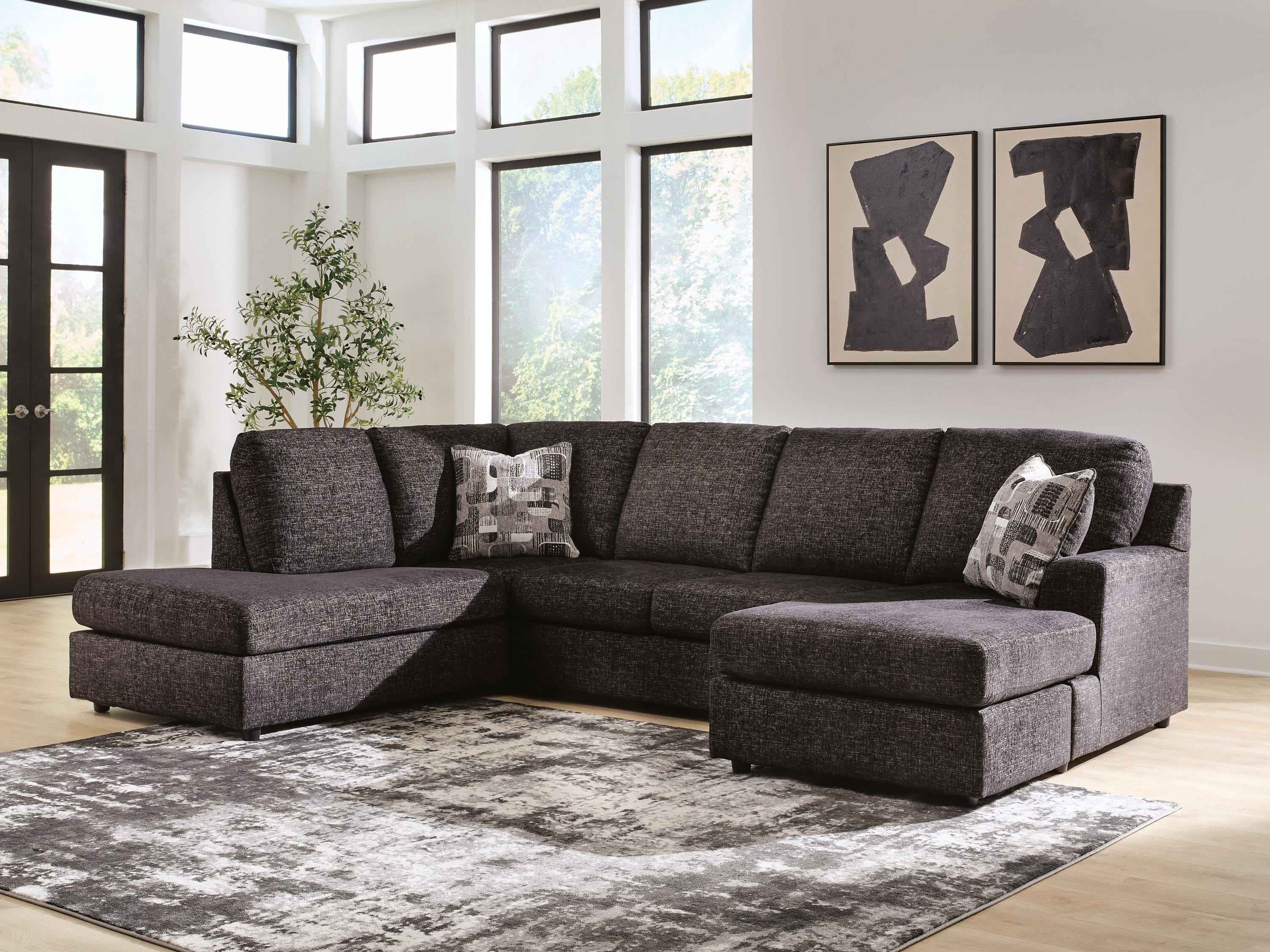 Lentiz Sectional
