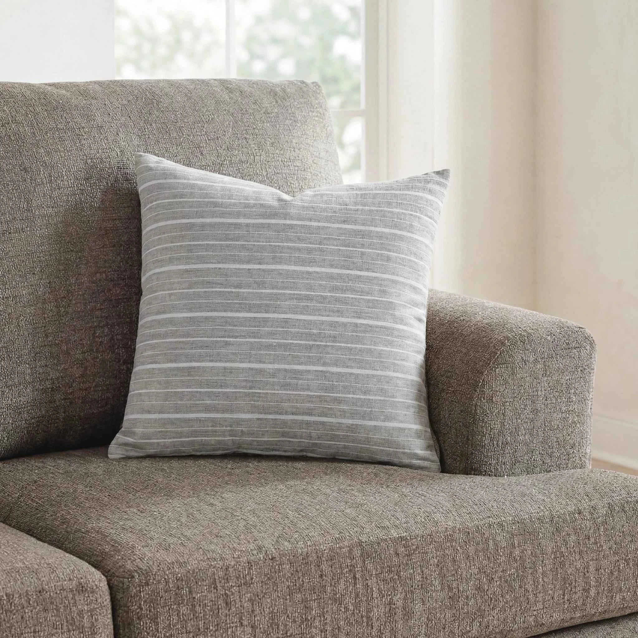 Vernthrone Pillow