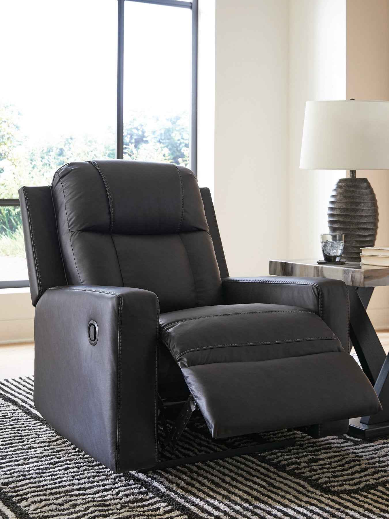 Mackmenville Recliner