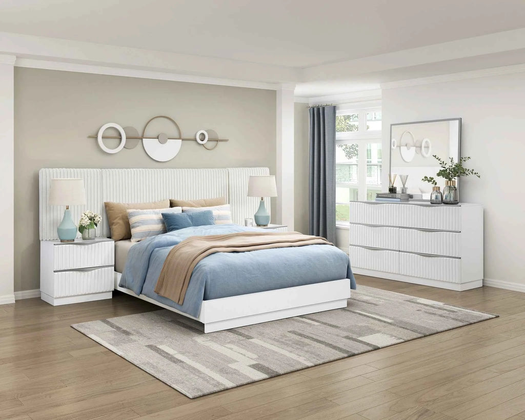 Linea Mirror