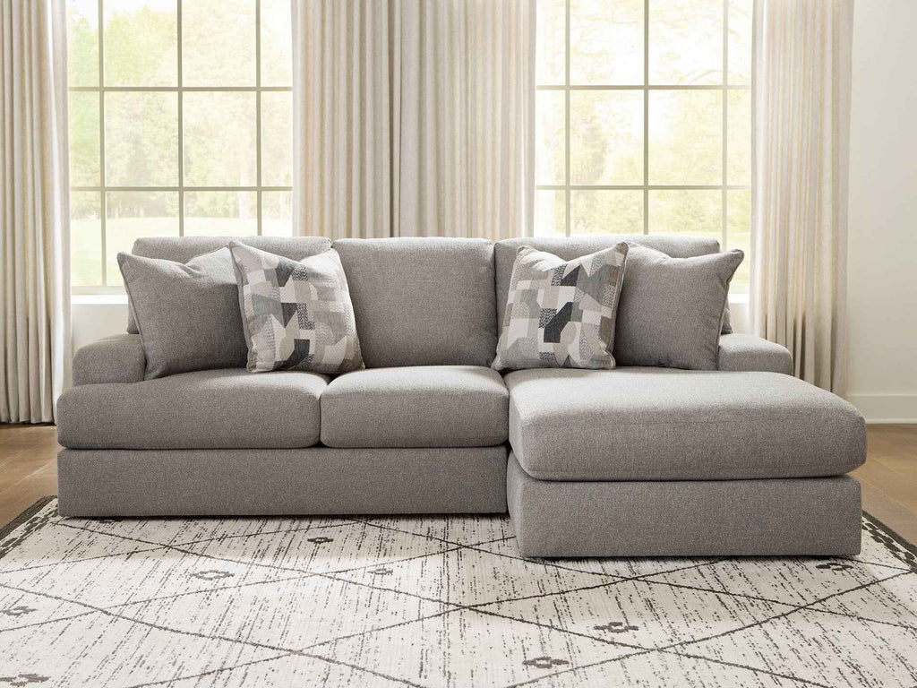 Lindon Sectional with Chaise