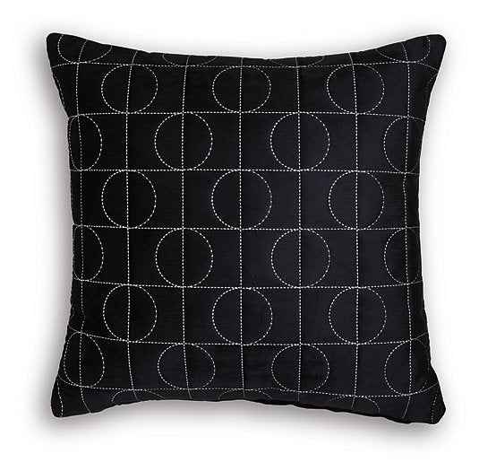 Kydner Pillow (Set of 4)