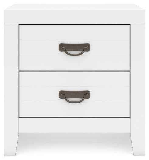 Binterglen Nightstand