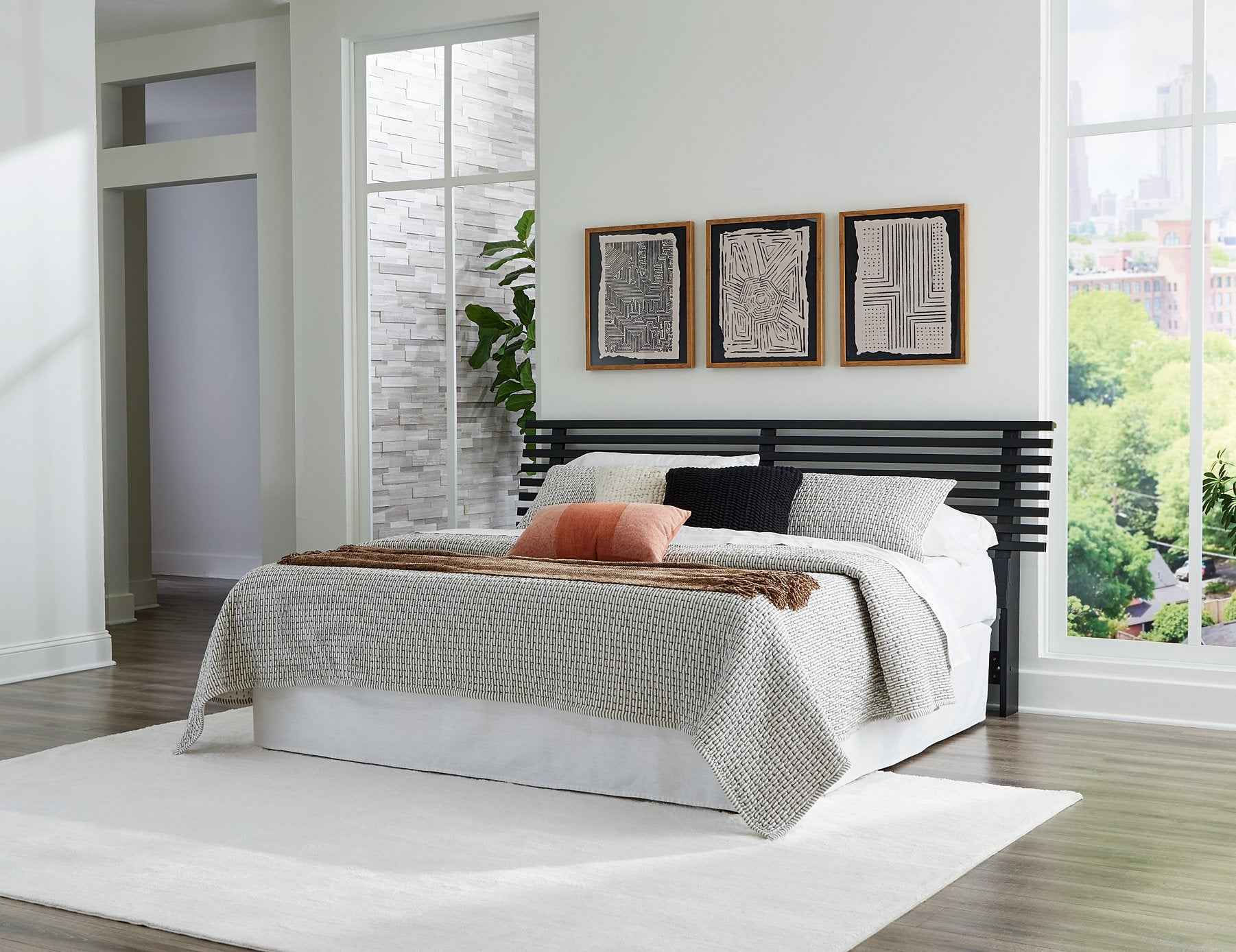 Danziar Slat Bed