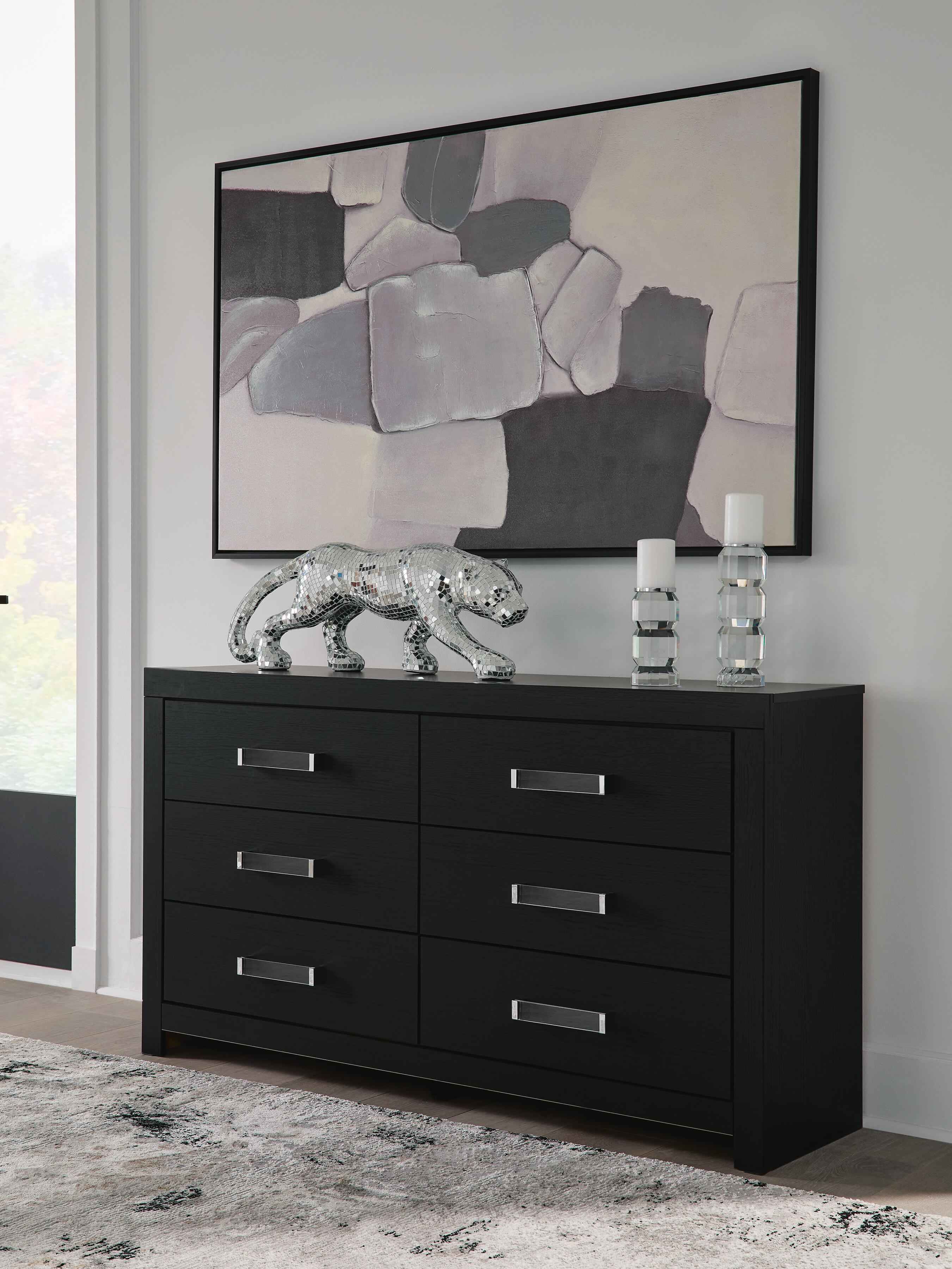 Maeling Dresser