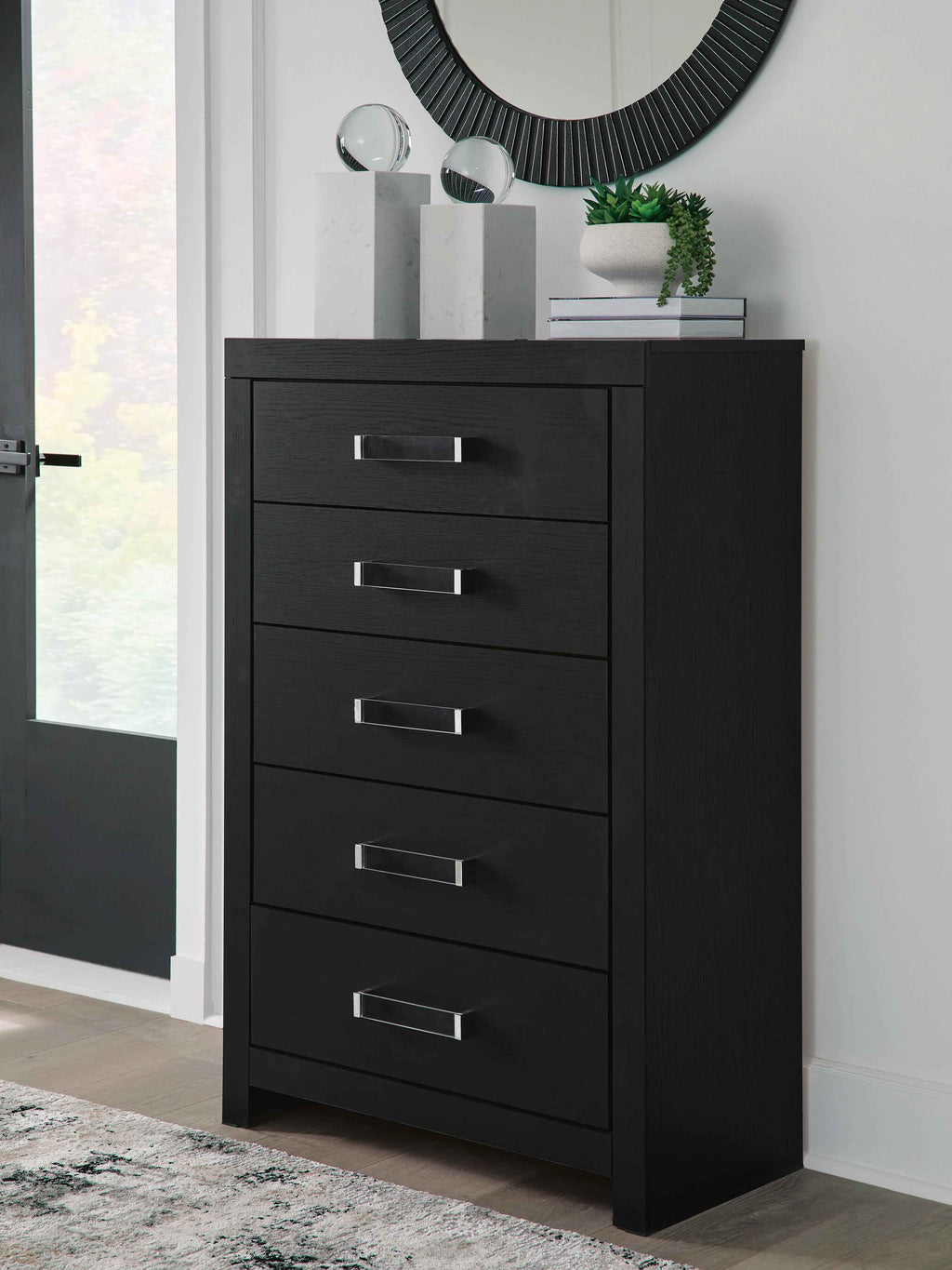 Maeling Chest of Drawers