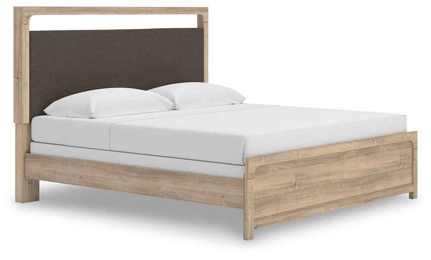 Kinlanni Upholstered Bed