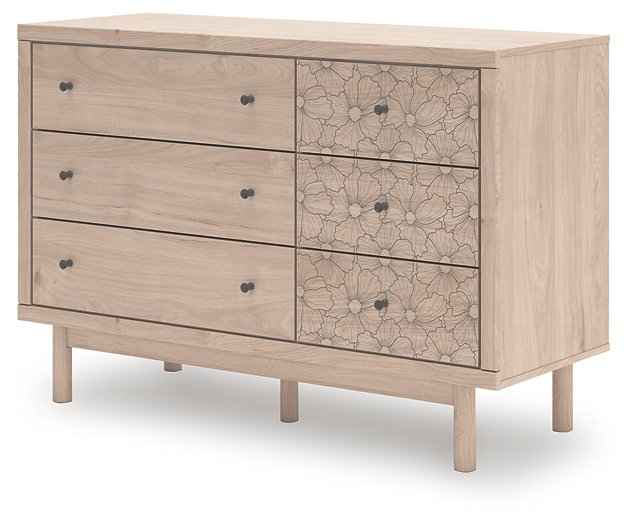 Arloster Dresser