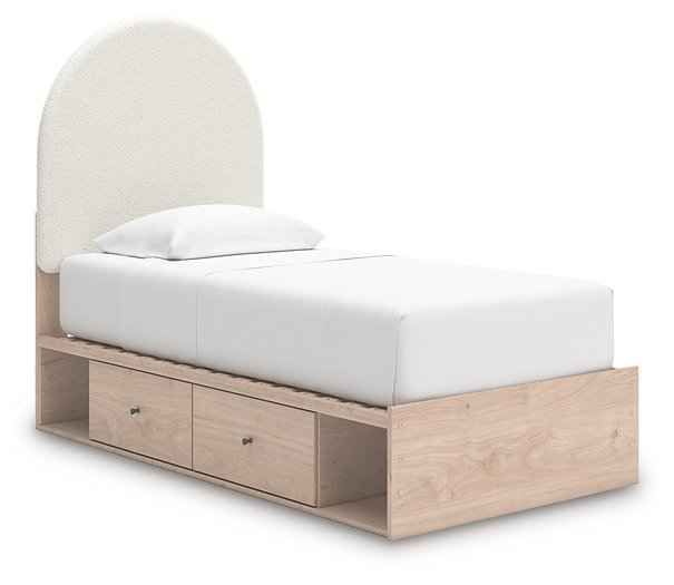 Arloster Upholstered Bed