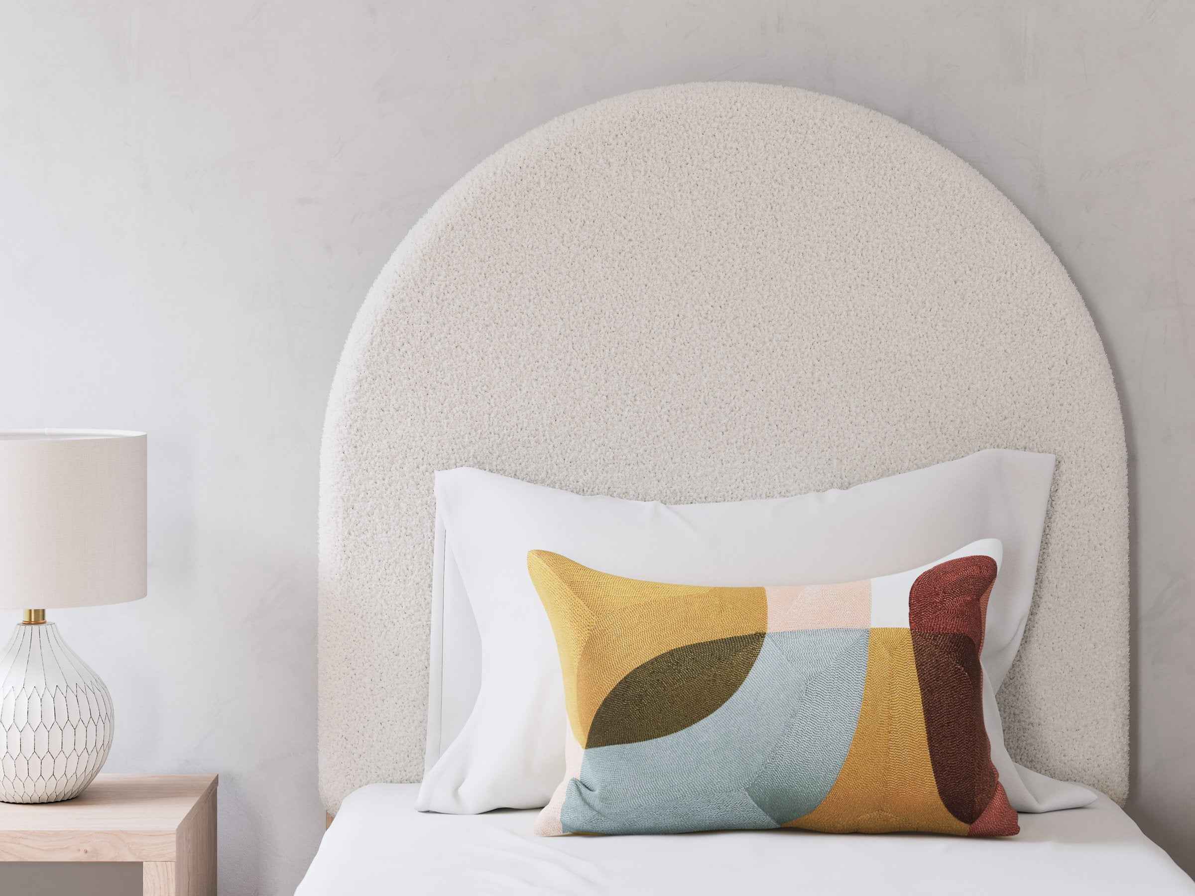 Arloster Upholstered Bed