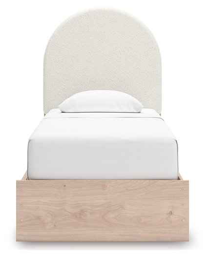 Arloster Upholstered Bed