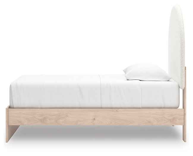 Arloster Upholstered Bed