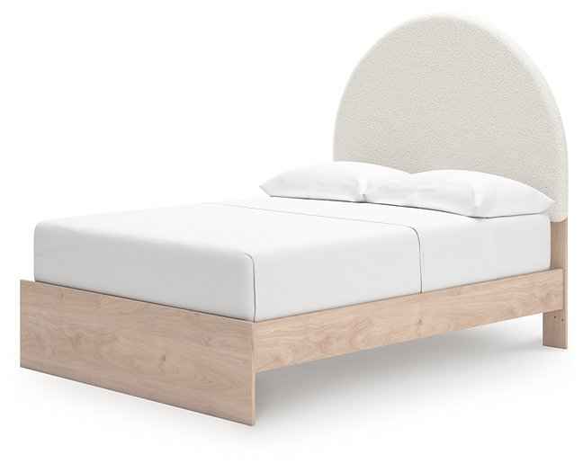Arloster Upholstered Bed