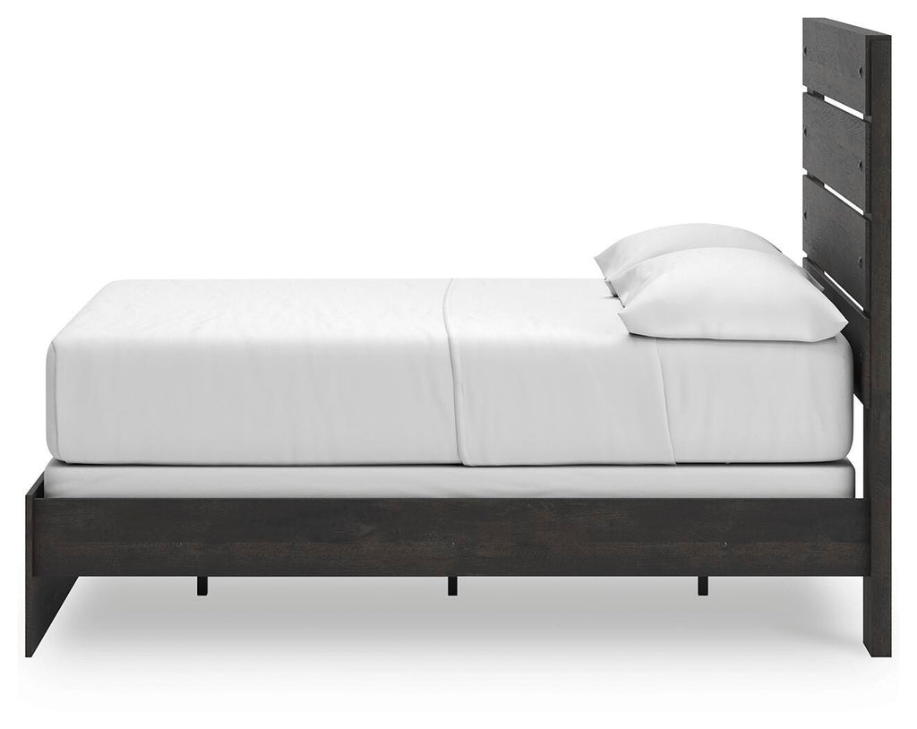 Hollivern Bedroom Set