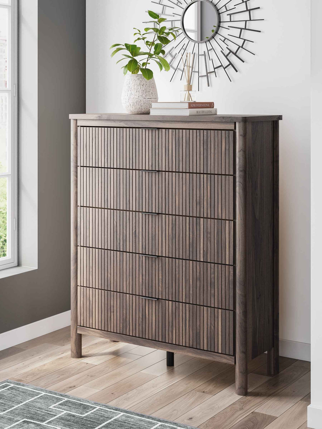Pamytta Wide Chest of Drawers