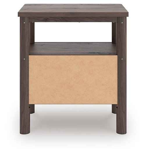 Pamytta Nightstand