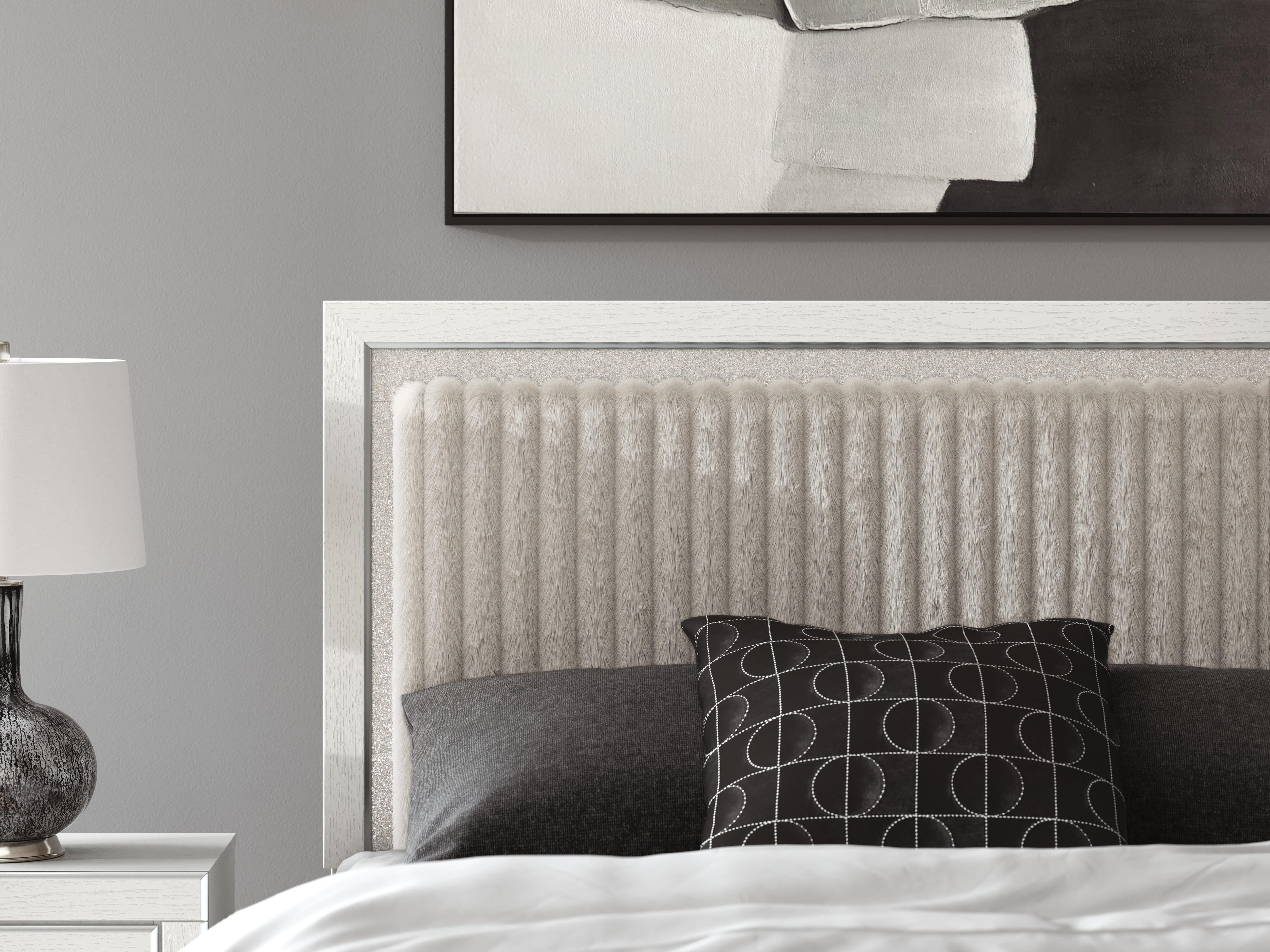 Zuraleus Bed