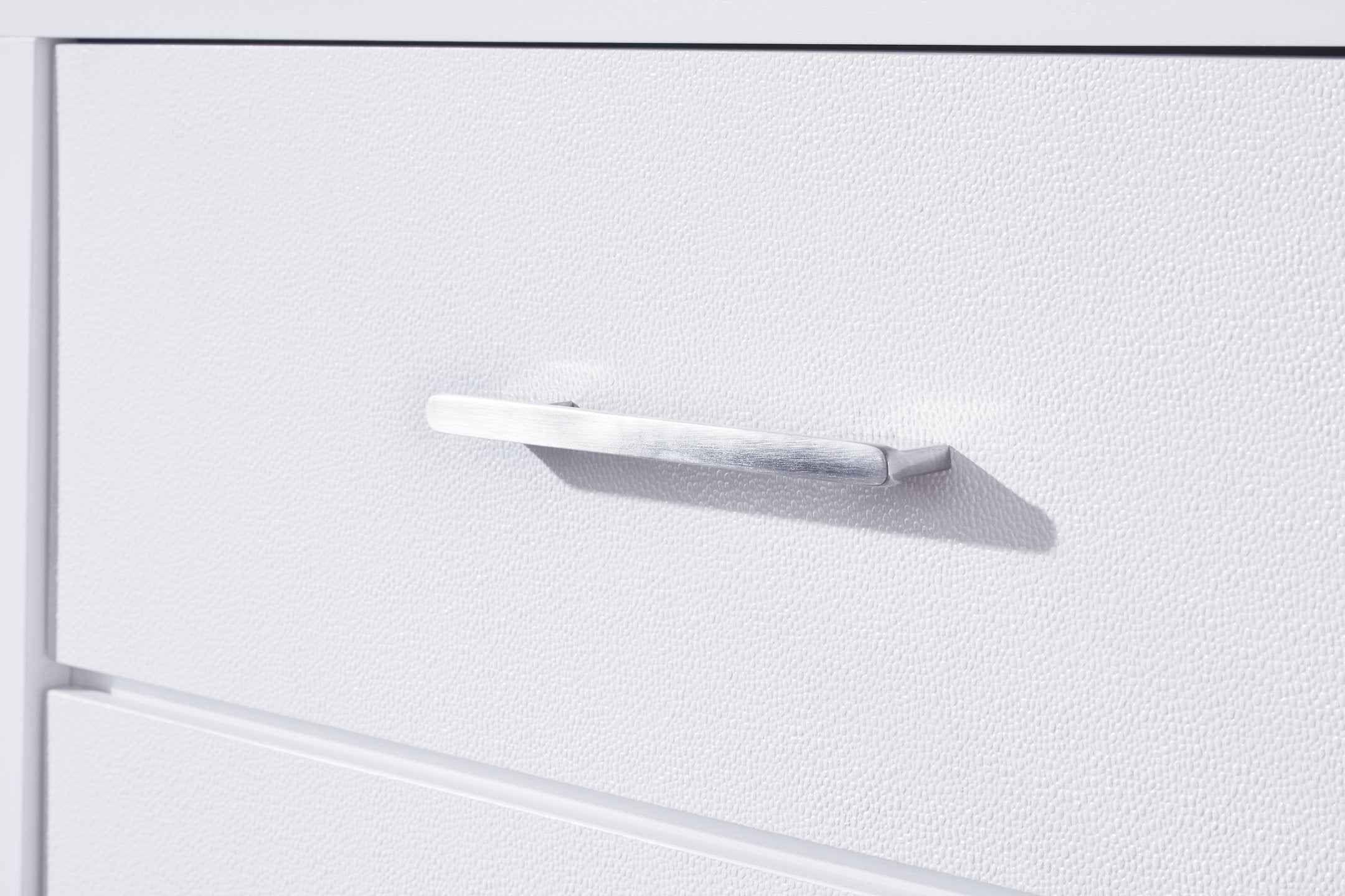 Jarlee Chest of Drawers