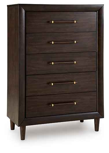 Dantenton Chest of Drawers