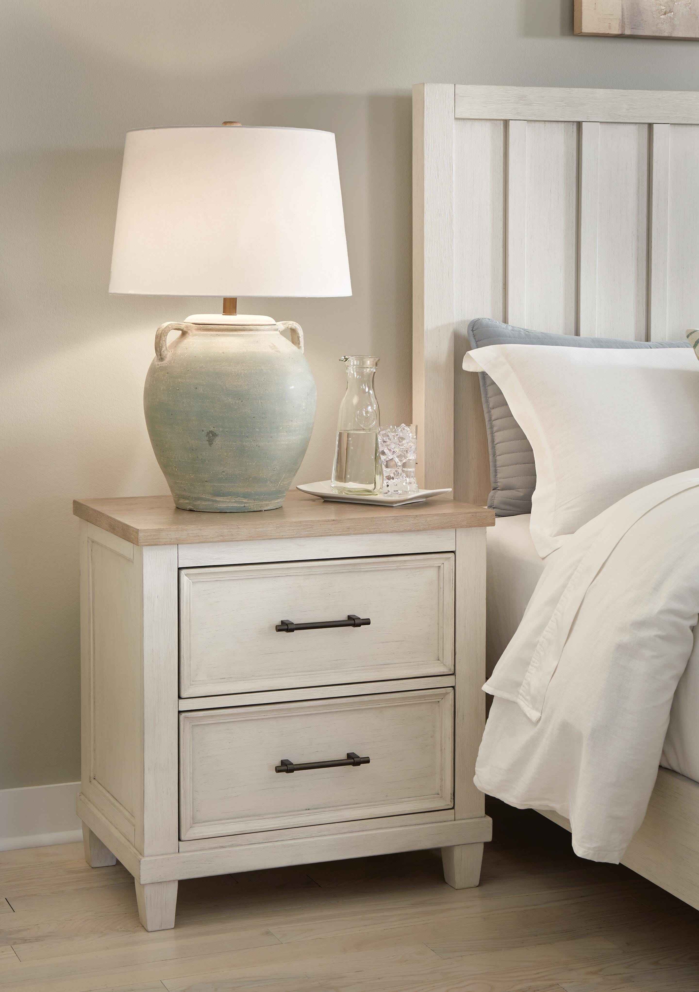 Shaybrock Bedroom Set